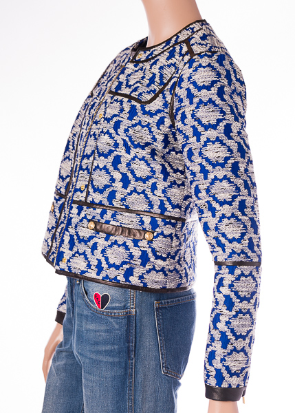 DVF_casaco_curto_azul_branco1