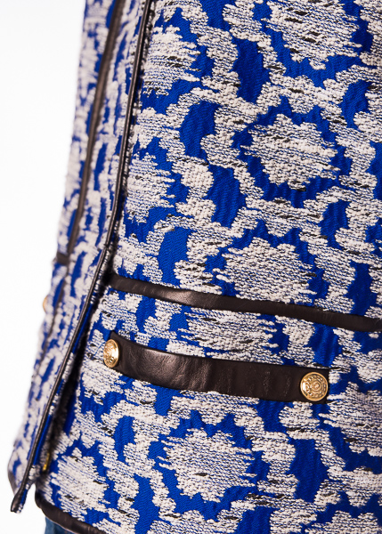 DVF_casaco_curto_azul_branco4