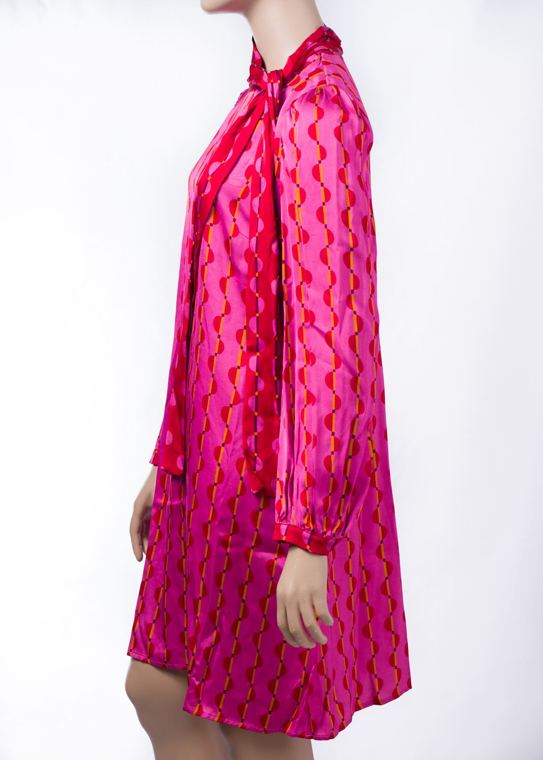 BEATRICE_vestido_vermelho_rosa2