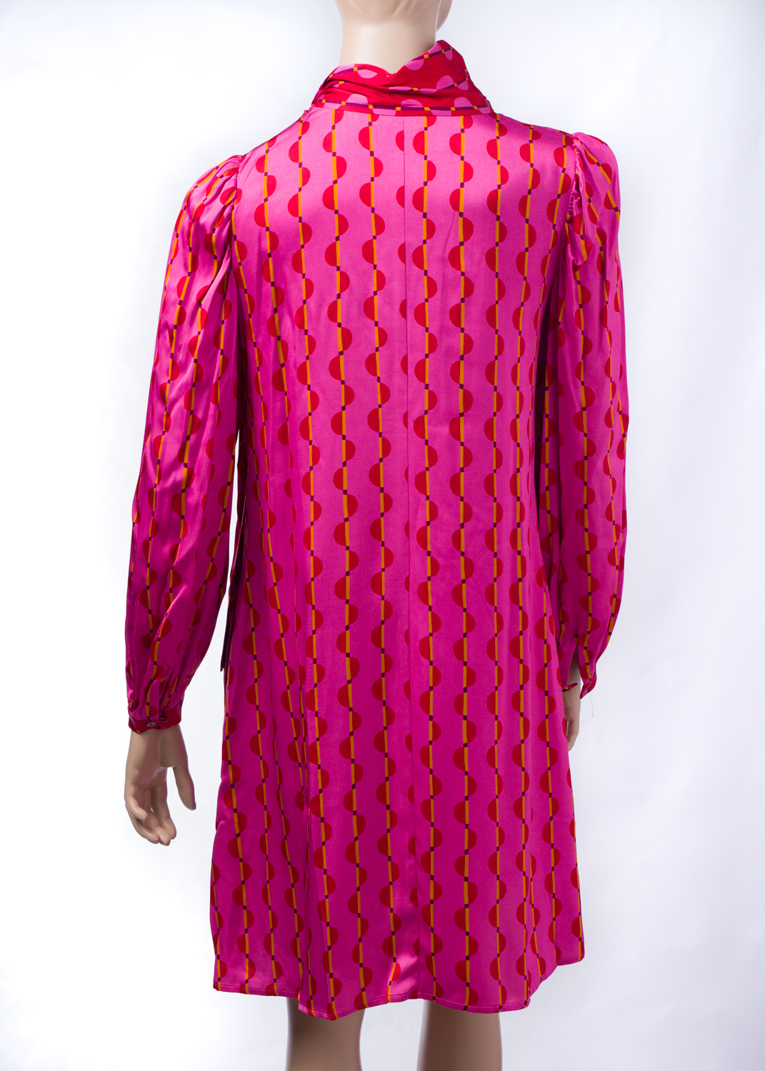 BEATRICE_vestido_vermelho_rosa3