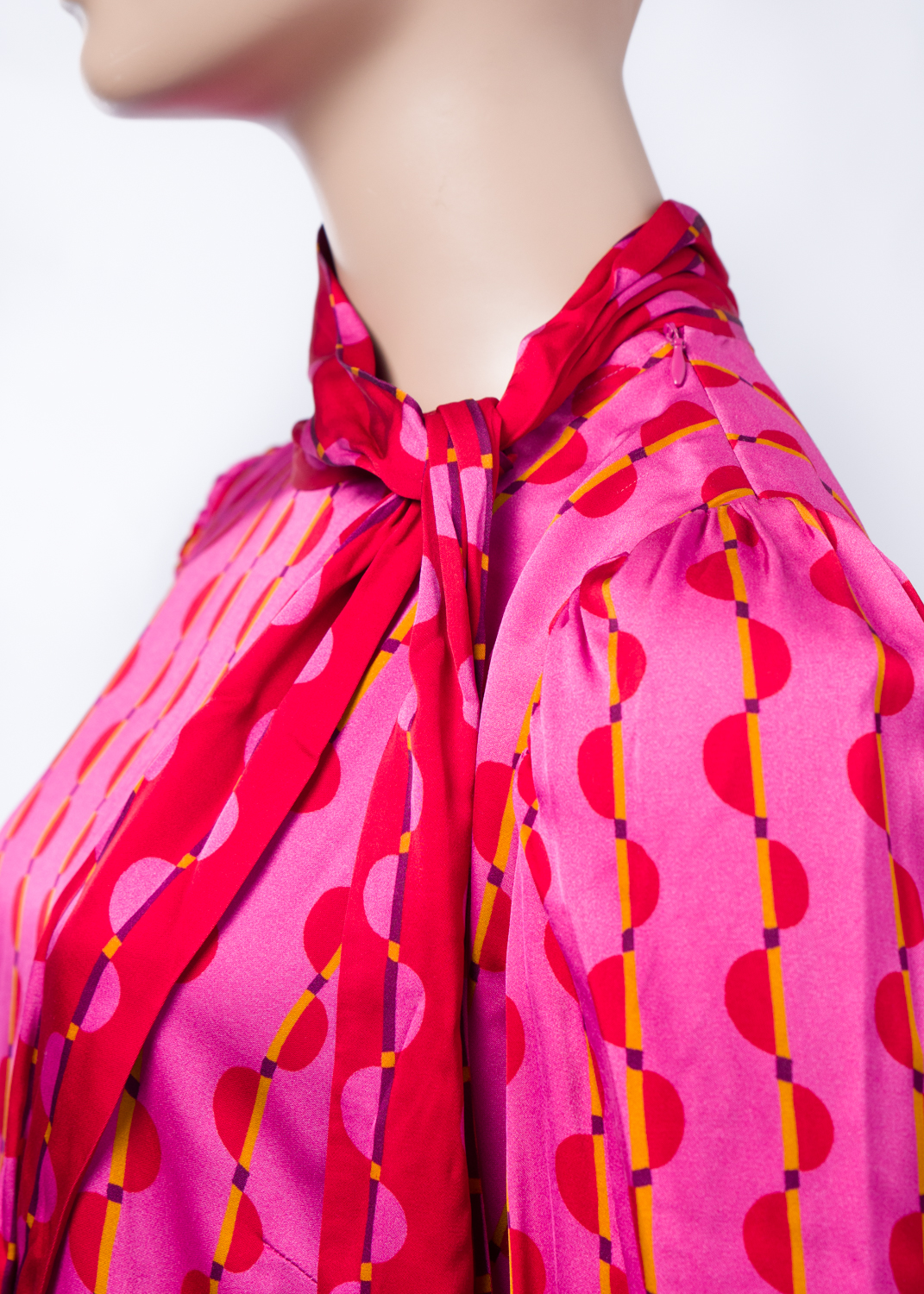 BEATRICE_vestido_vermelho_rosa5