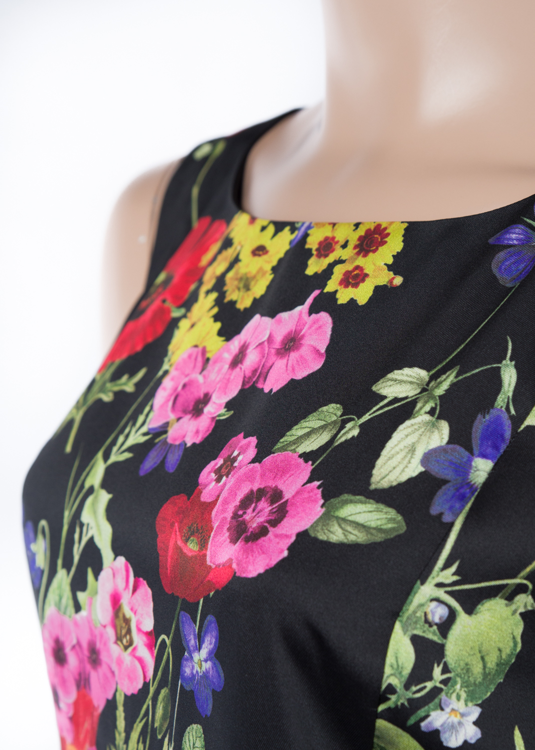 BLUGIRL_vestido_preto_florido5