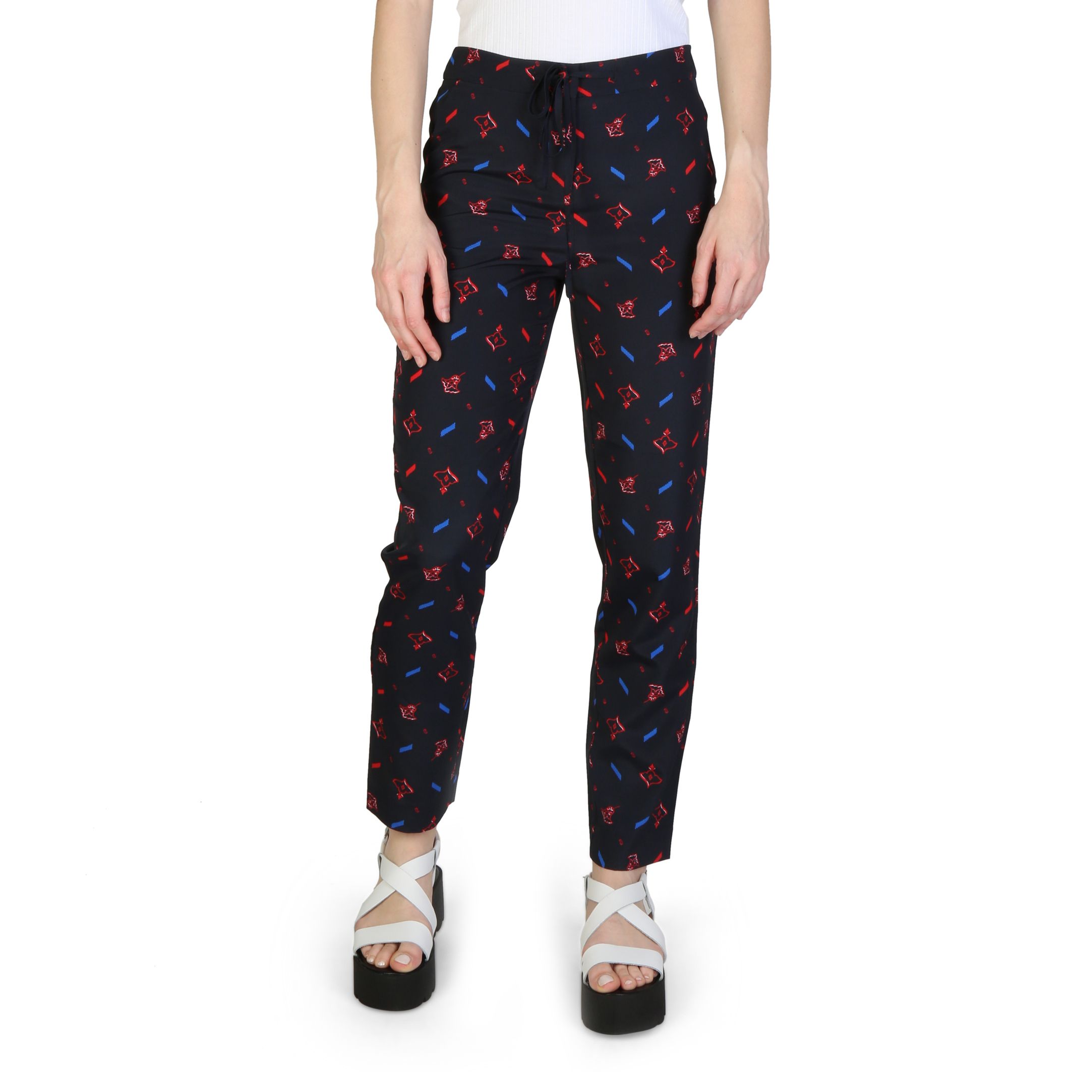 a8ab8a00-c0fb-11ea-a6a2-4fca8f1735ff Armani Exchange
