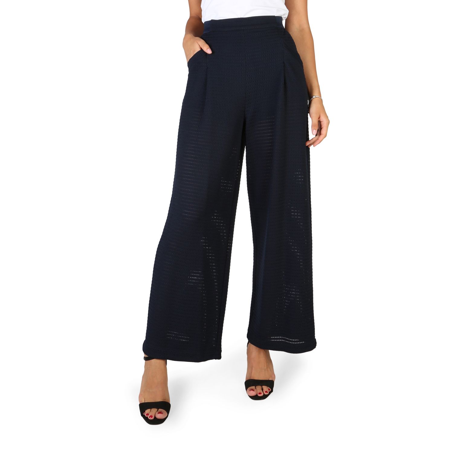 e5576db0-d727-11ea-bee7-992ce0dd14d8 Emporio Armani