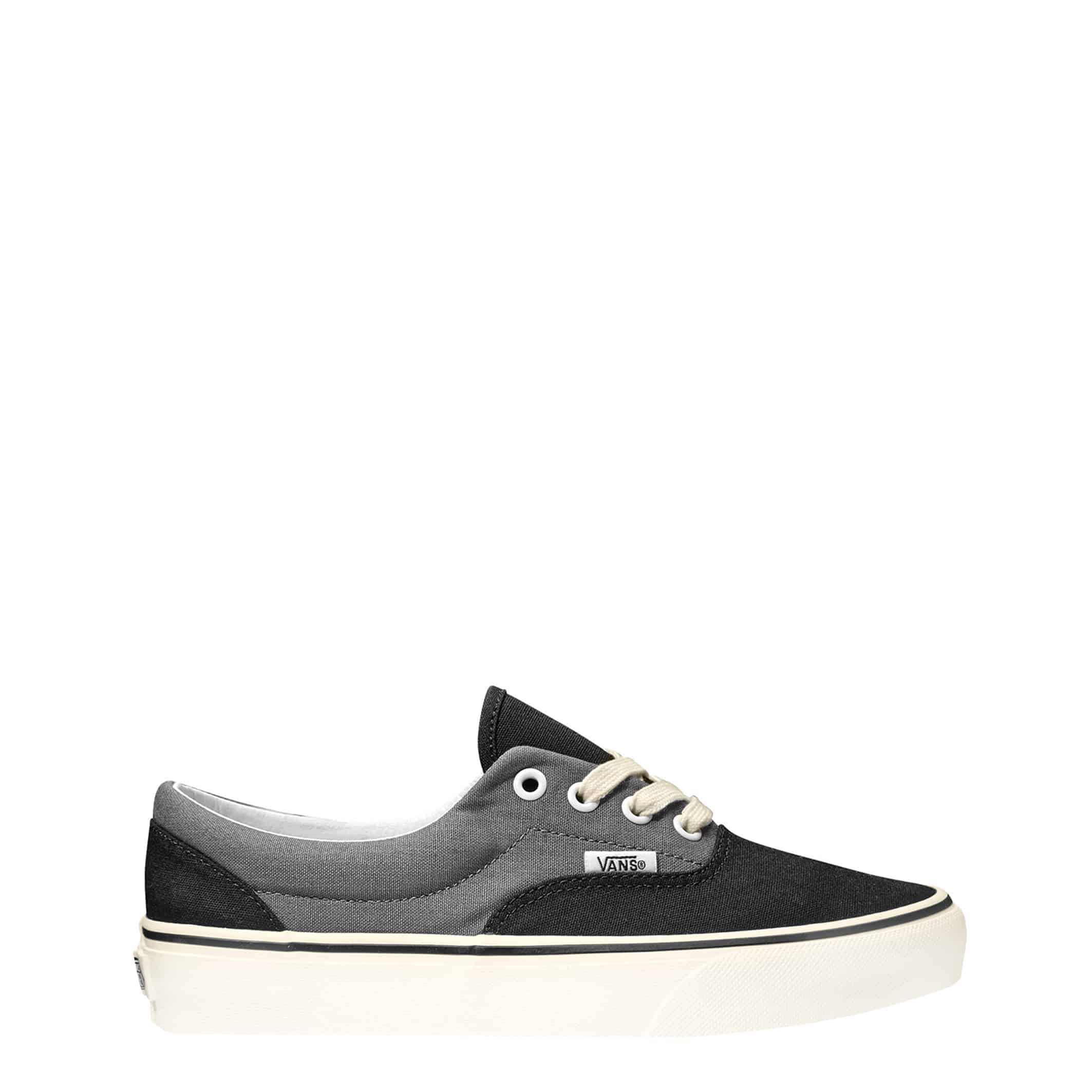 1b2f2500-7c04-11eb-b411-89cfc162577e Vans