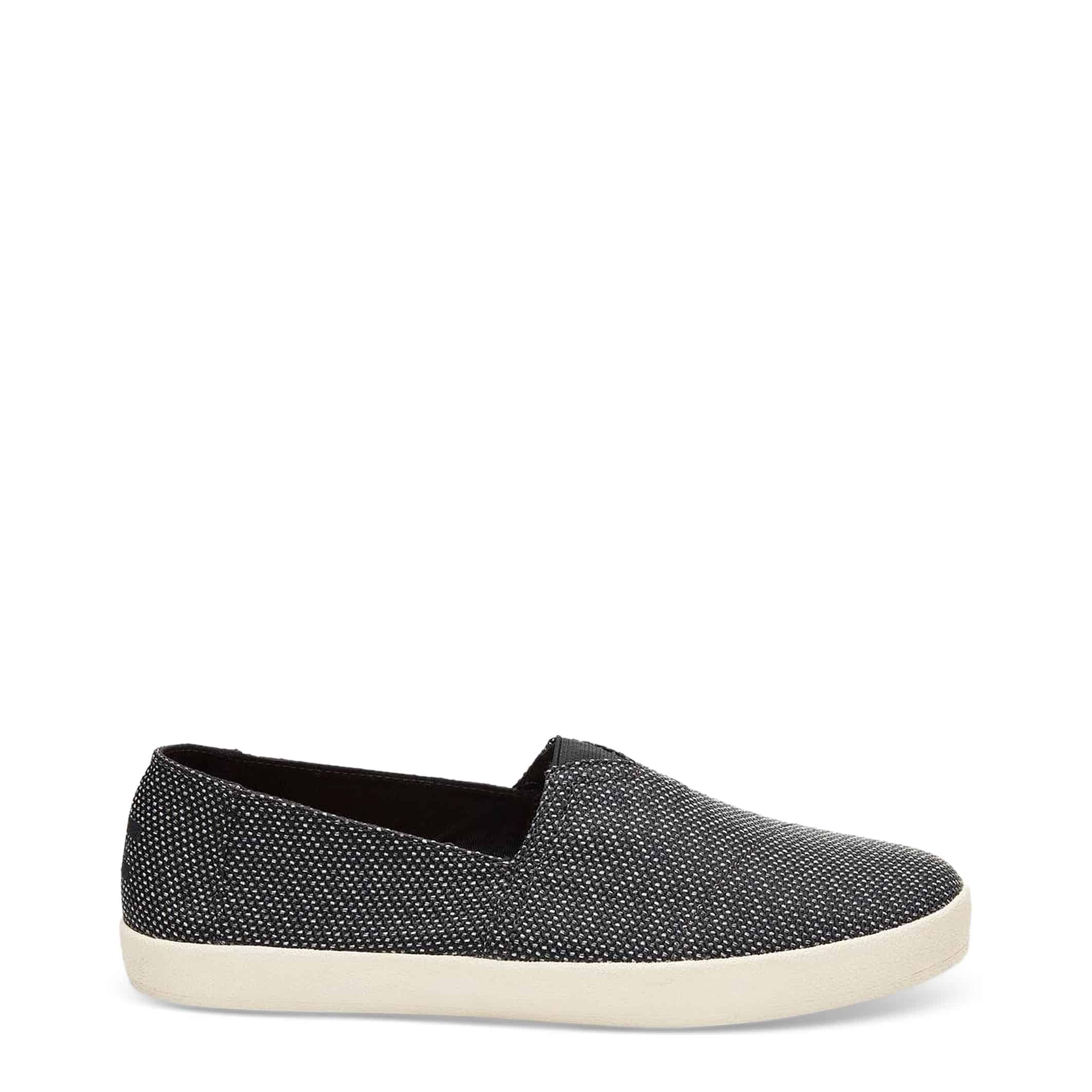 ebb01340-38e6-11ea-932b-93357d67d9e5 TOMS